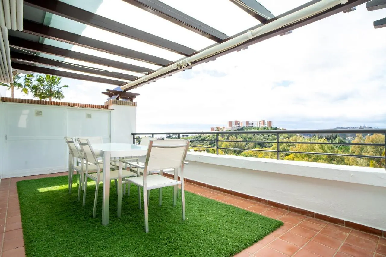 El Lago De Los Arqueros 2 Bedrooms Penthouse En Benahavis Apartment
